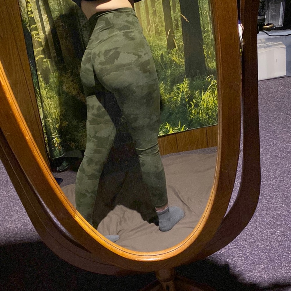 Colorfulkoala womens workout leggings size medium camouflage